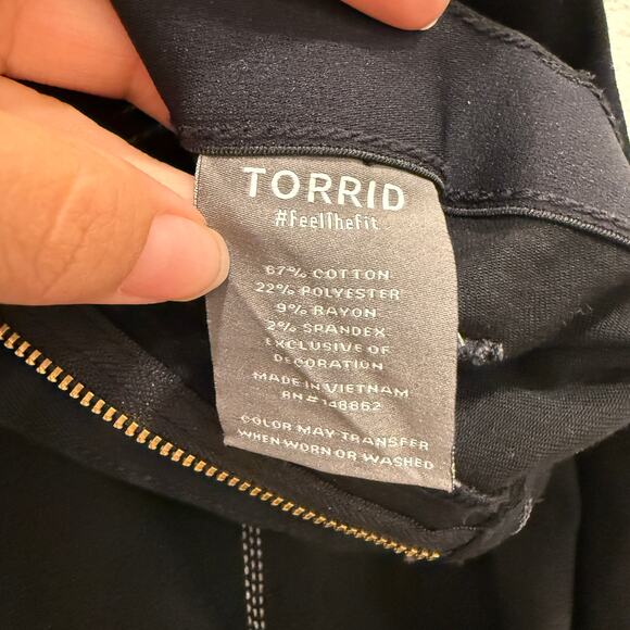 NWT Torrid Women’s 20T Sky High A- Line Flare Super Soft Jeans Black Plus Size0 - Picture 9 of 9